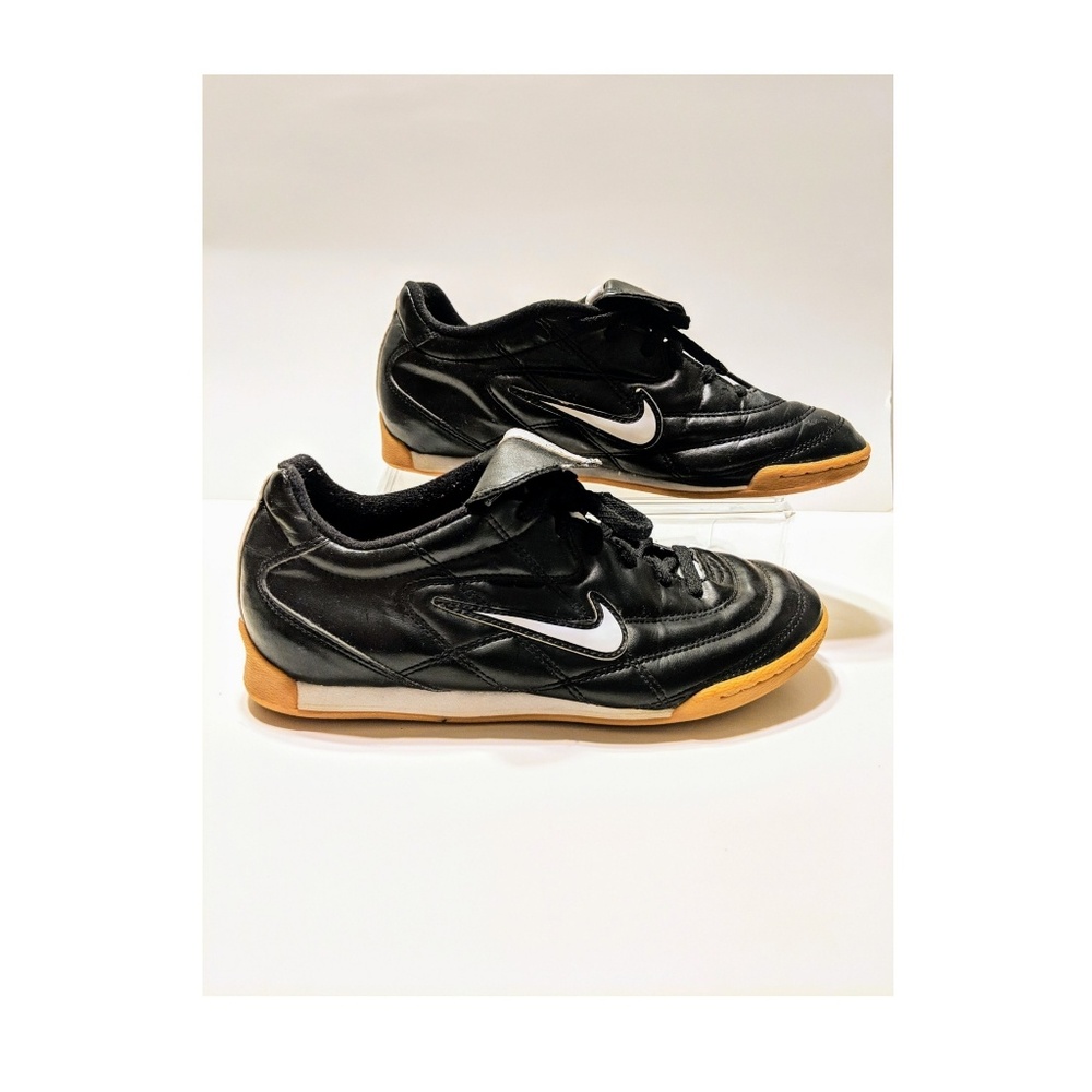 Nike Tiempo 750 Soccer Shoes Vtg